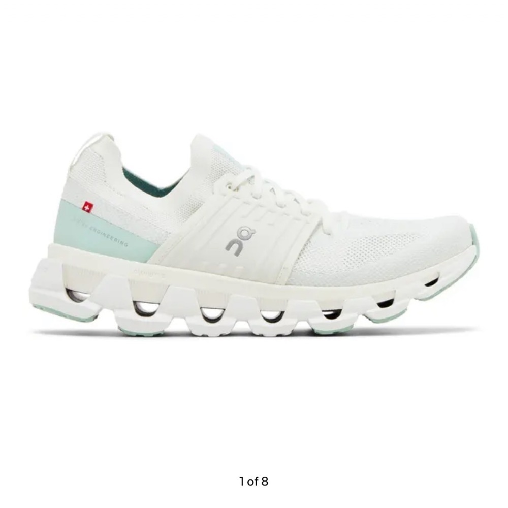 On Running ivory creak swiftcloud 3 White and Mint Sneakers